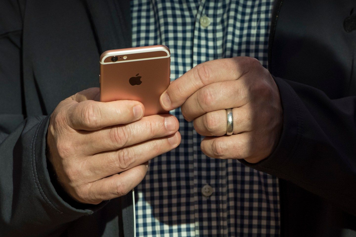 Here’s Why Wall Street Isn’t Excited About a New iPhone