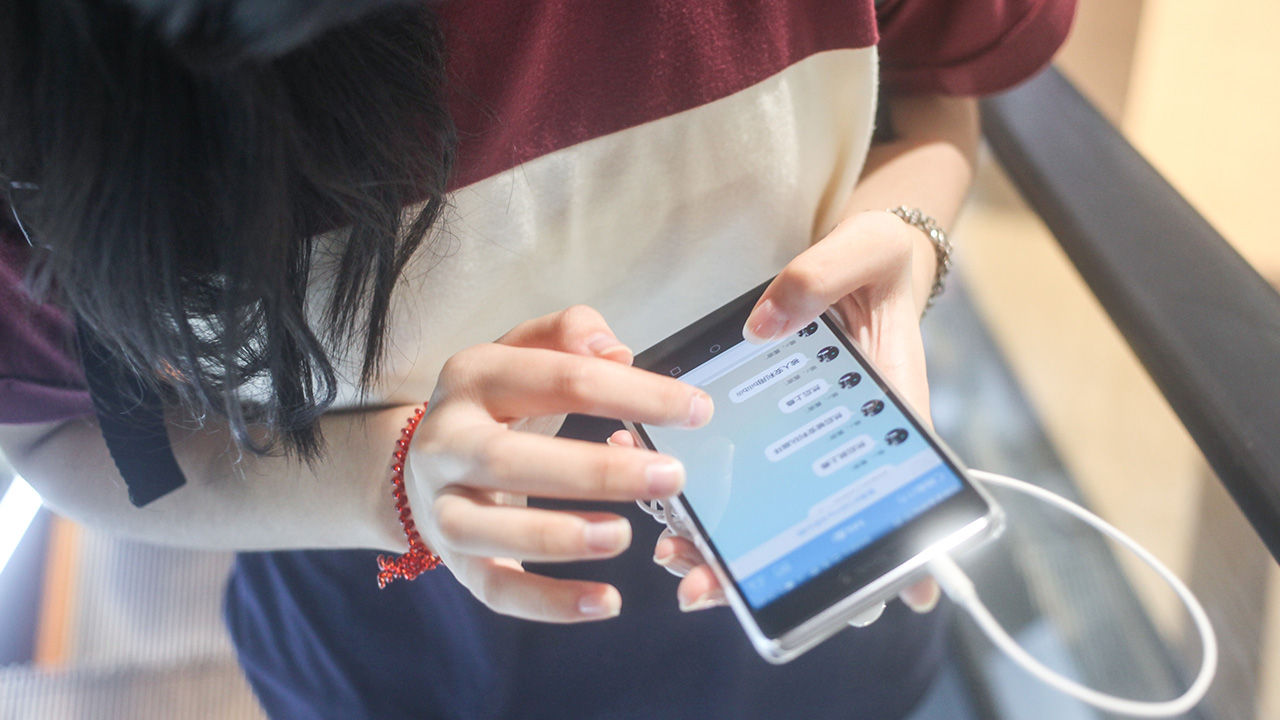 Love to Text and Walk Cluelessly? Prepare to Pay a Fine for That