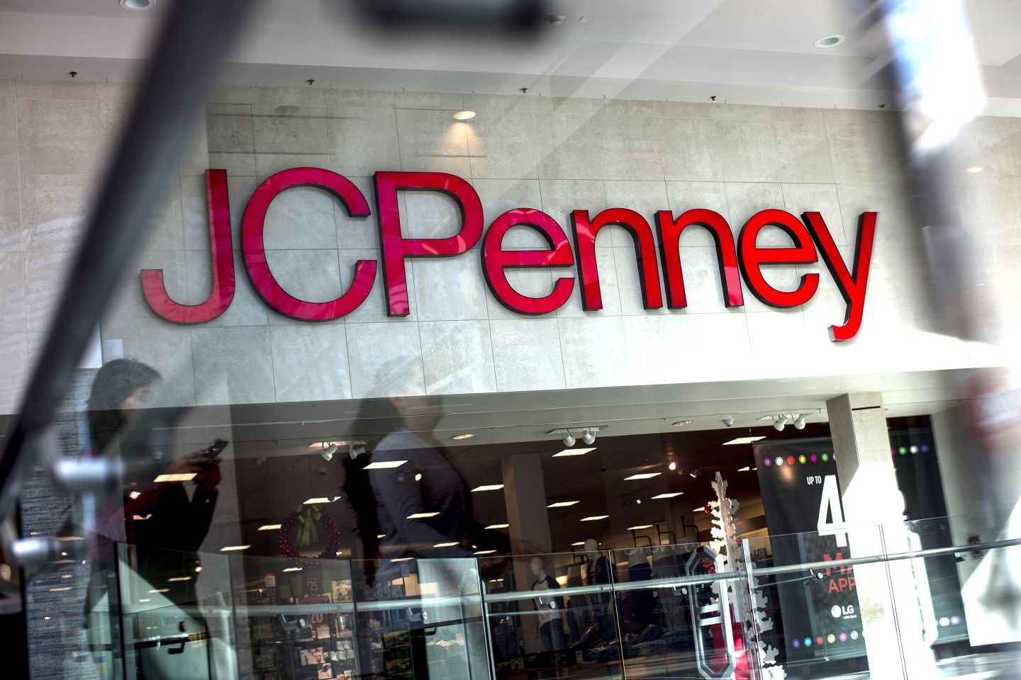 Inside A JC Penney Co. Store Ahead Of Earnings Figures