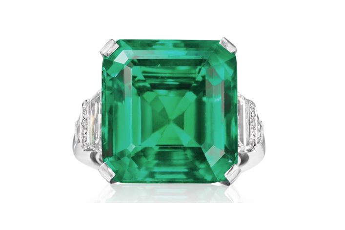 See the Massive ‘Rockefeller Emerald’ That Could Sell for $6 Million
