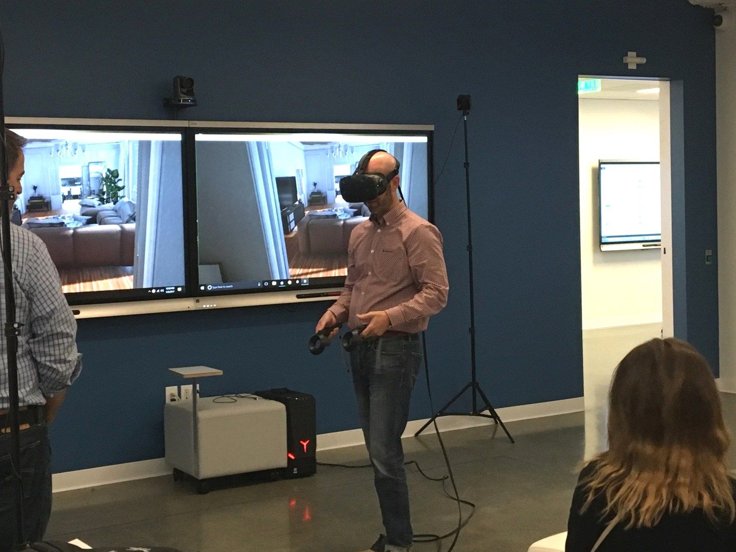 Farmers Insurance Claims Representative Testing Virtual Reality Program