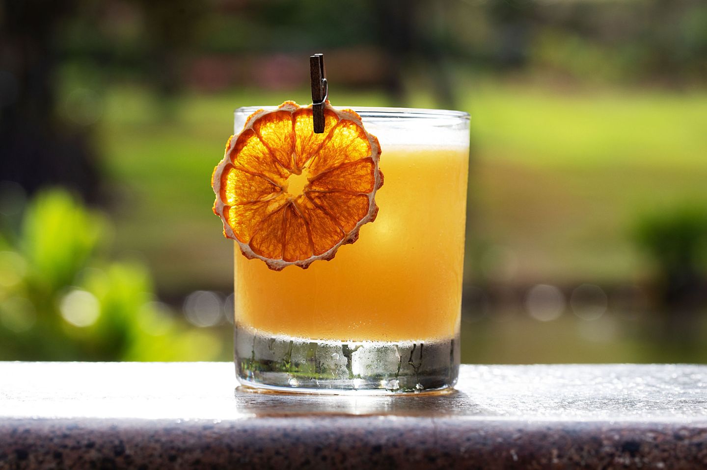 This Maui Restaurant and Bar Gets Its Inspiration From Hawaii’s Sugarcane History