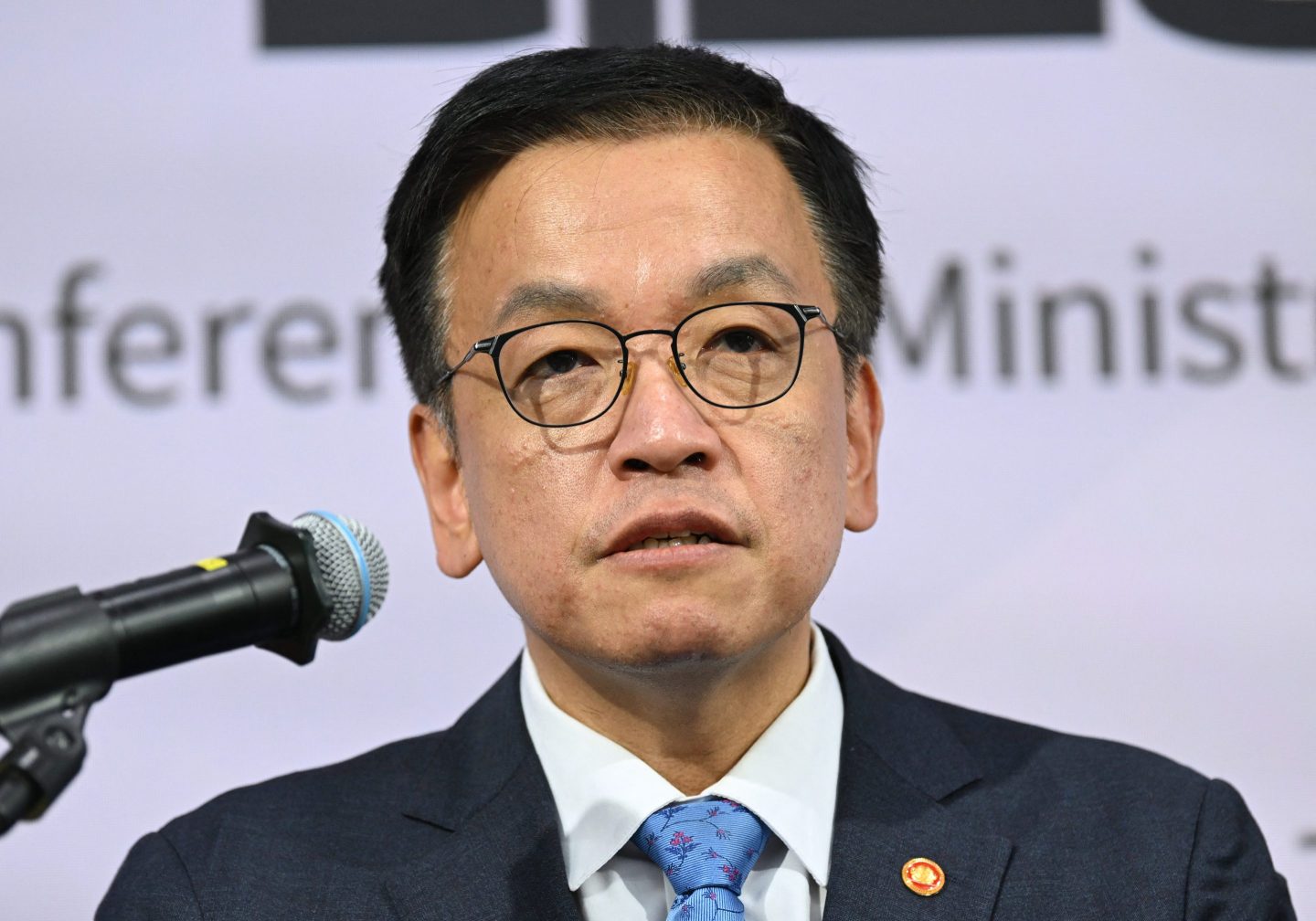 South Korea acting president Choi Sang-mok suggested that countries, not companies, were now competing to win the race for AI.