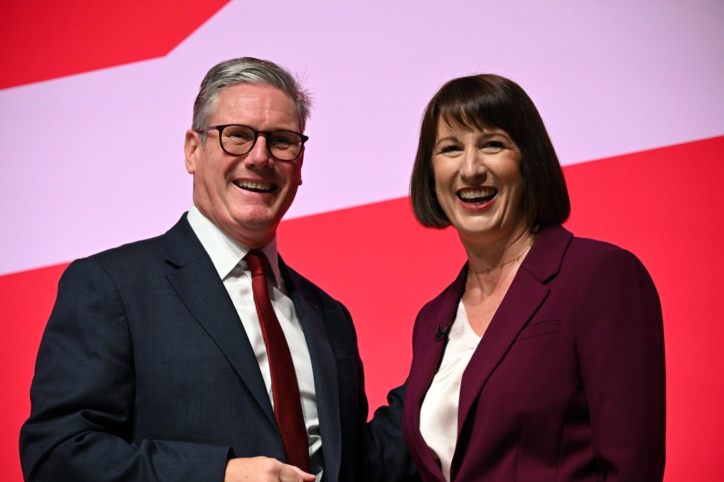 U.K. PM Keir Starmer (L) and Chancellor of the Exchequer, Rachel Reeves (R).