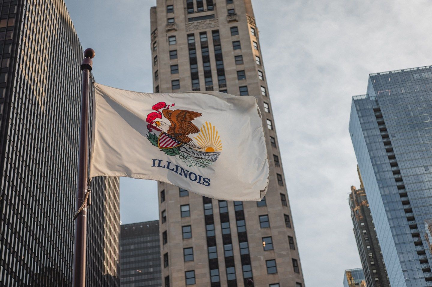 "People overwhelmingly prefer our current state flag,” said Illinois Secretary of State Alexi Giannoulias.