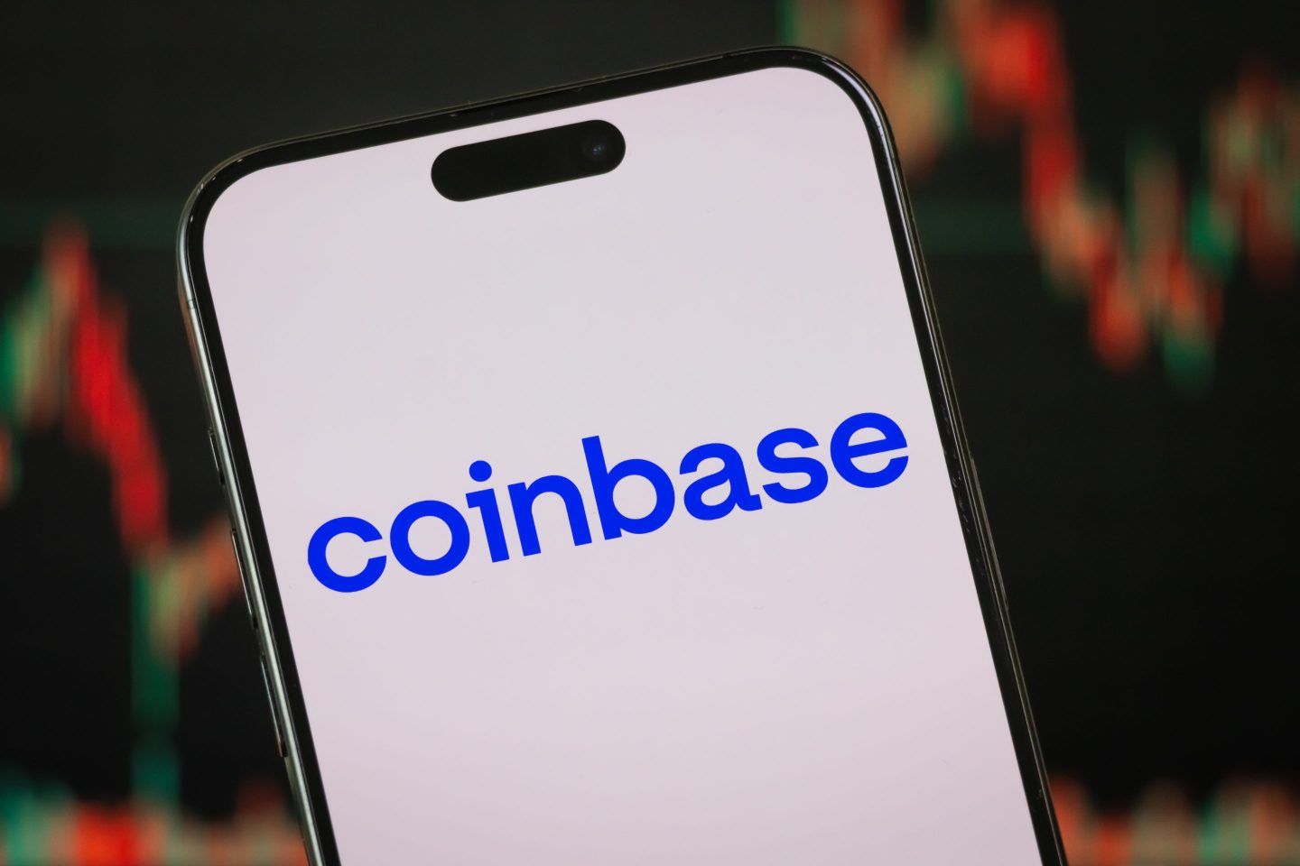 Coinbase stock logs worst quarter in two years amid economic uncertainty