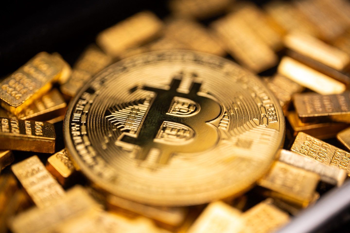 Bitcoin struggles to be ‘digital gold’ as scared investors choose real gold instead
