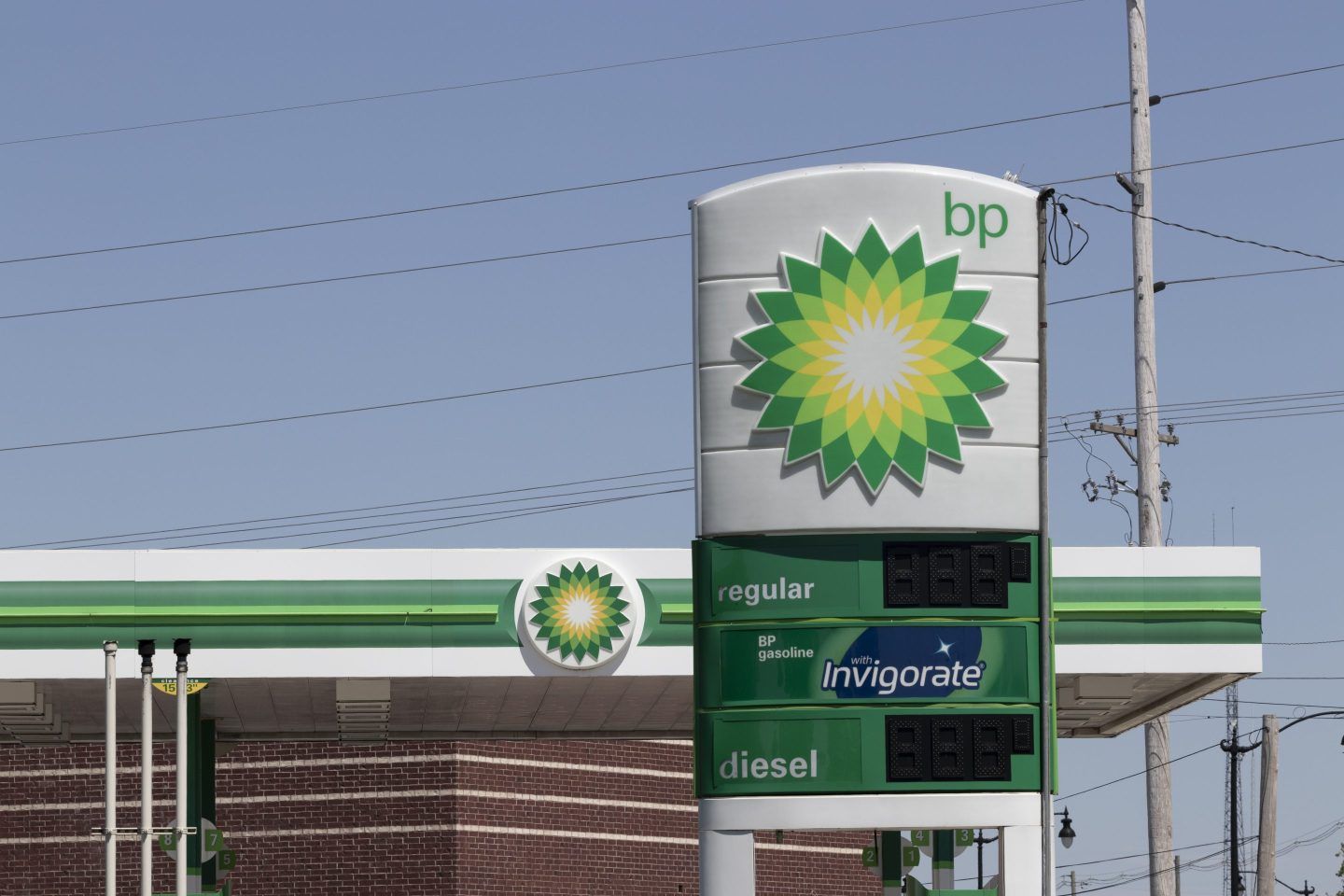 A successful combination of Shell and BP would be one of the oil industry’s largest-ever takeovers.