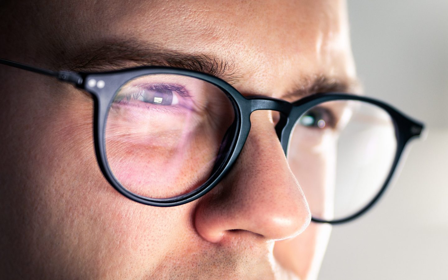 New research finds an association between working too many hours and the brain's structure. 