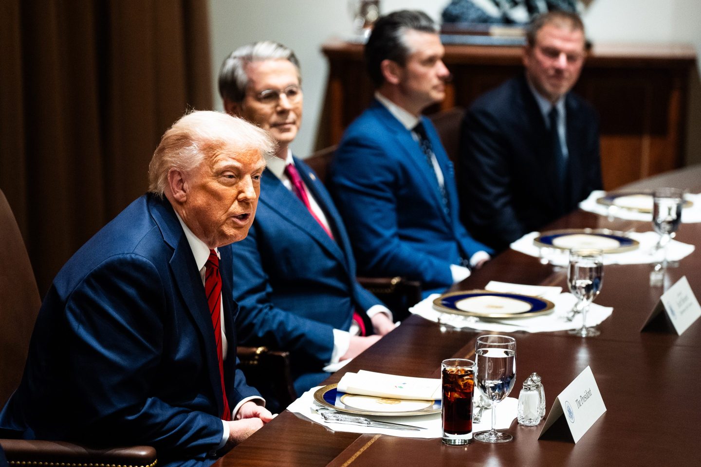 Trump is hosting a dinner for the biggest buyers of his memecoin. The guest list is now set—and many of the winners are foreign nationals