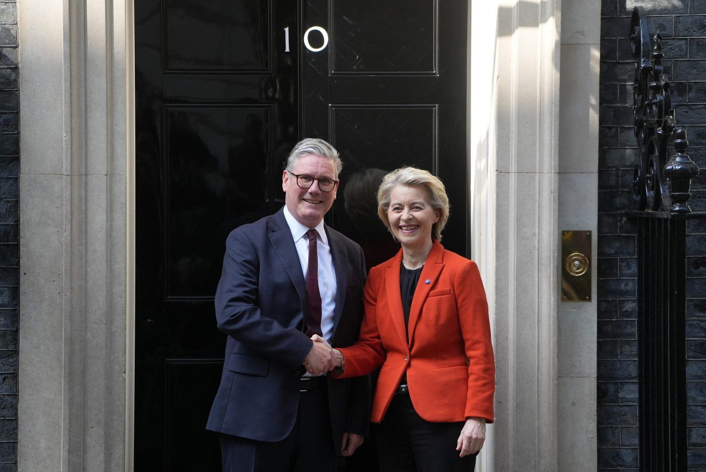 Starmer (L) and EU chief Ursula von der Leyen (R) could look to give the talks a final shove over the finishing line at a summit of European leaders in Albania on Friday.