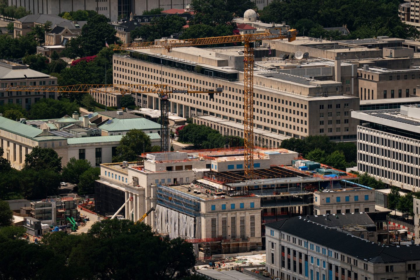 construction on the federal reserve building from above