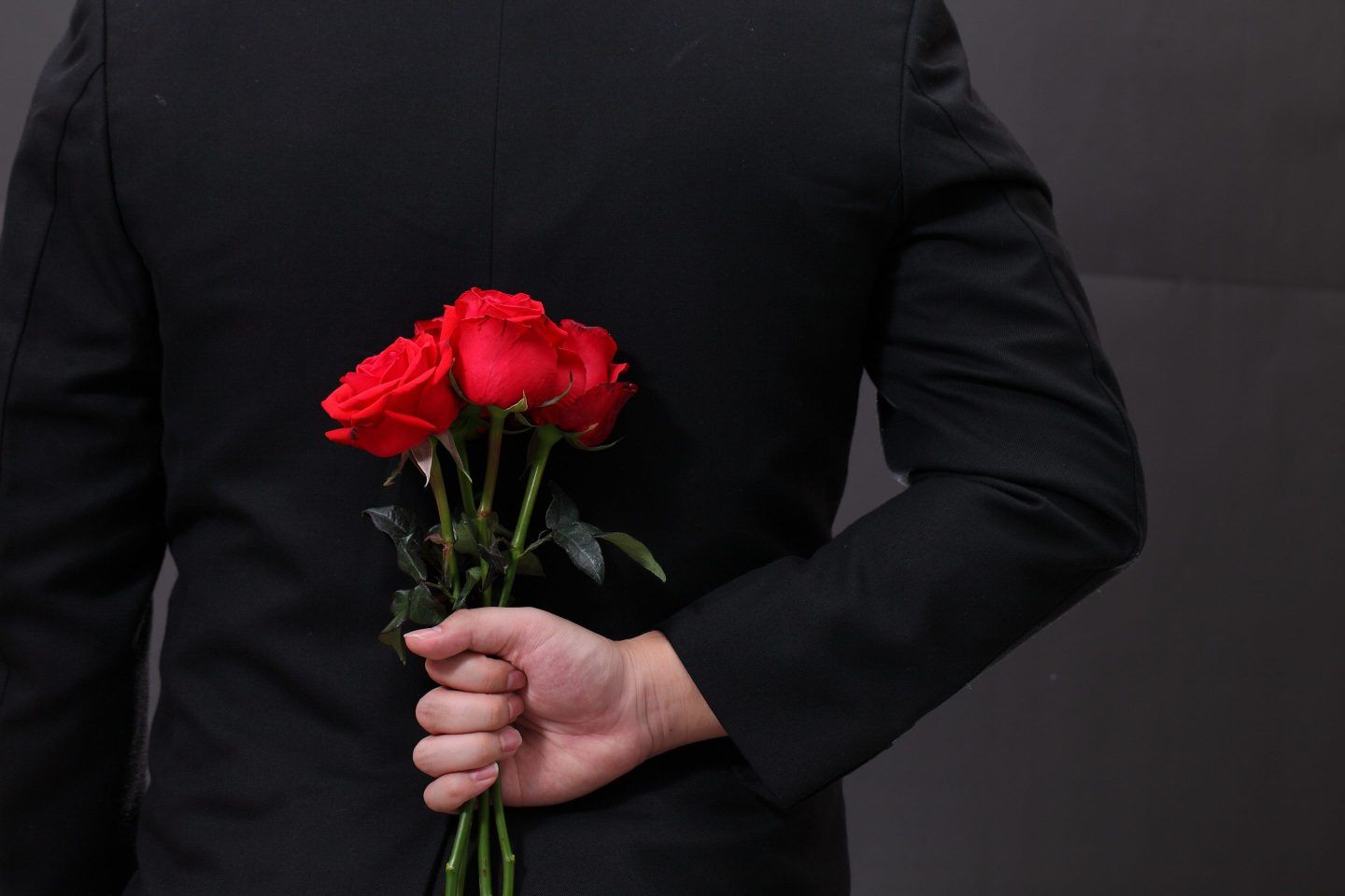 Crypto companies are fighting in a ‘Bachelor’-style frenzy to launch a stablecoin that will power DeFi’s hottest exchange