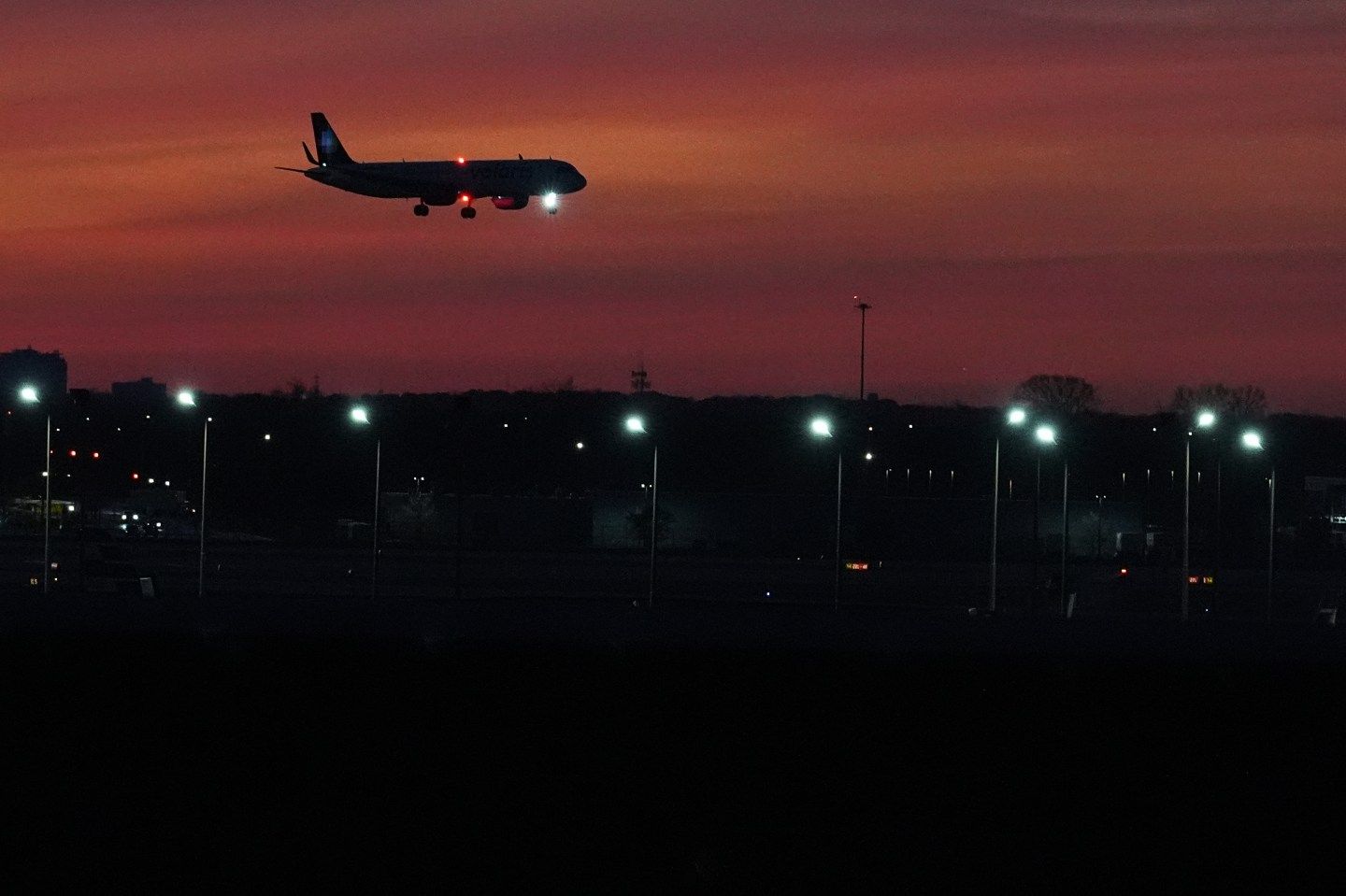 Normal airline service resumes Monday at 6am ET, FAA says, just in time for Thanksgiving travel
