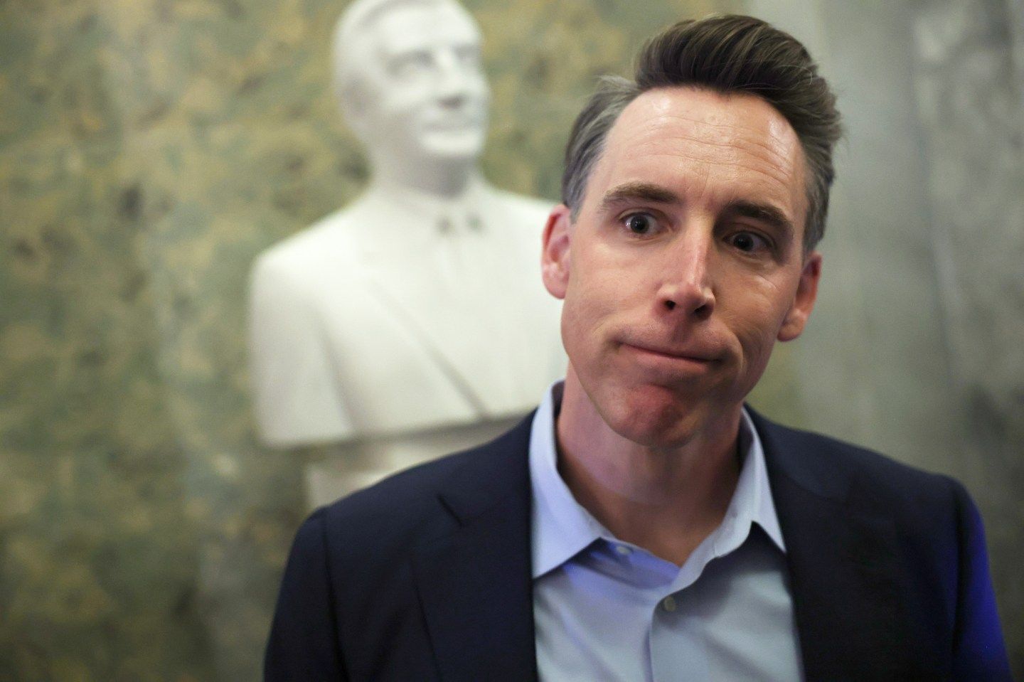 Sen. Josh Hawley (R-Mo.) at the U.S. Capitol Building on October 27, 2025 in Washington, DC. (Photo: Anna Moneymaker/Getty Images)