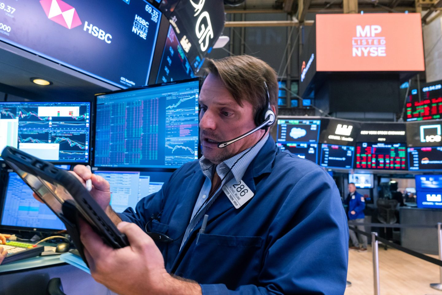 NYSE broker