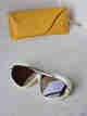 lunette-de-plage-blanche