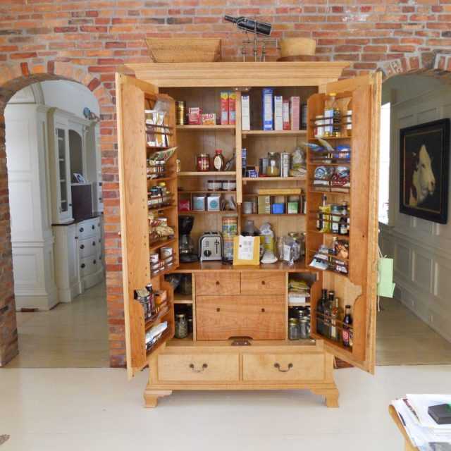 10 The Best Functional and Practical Kitchen Pantry