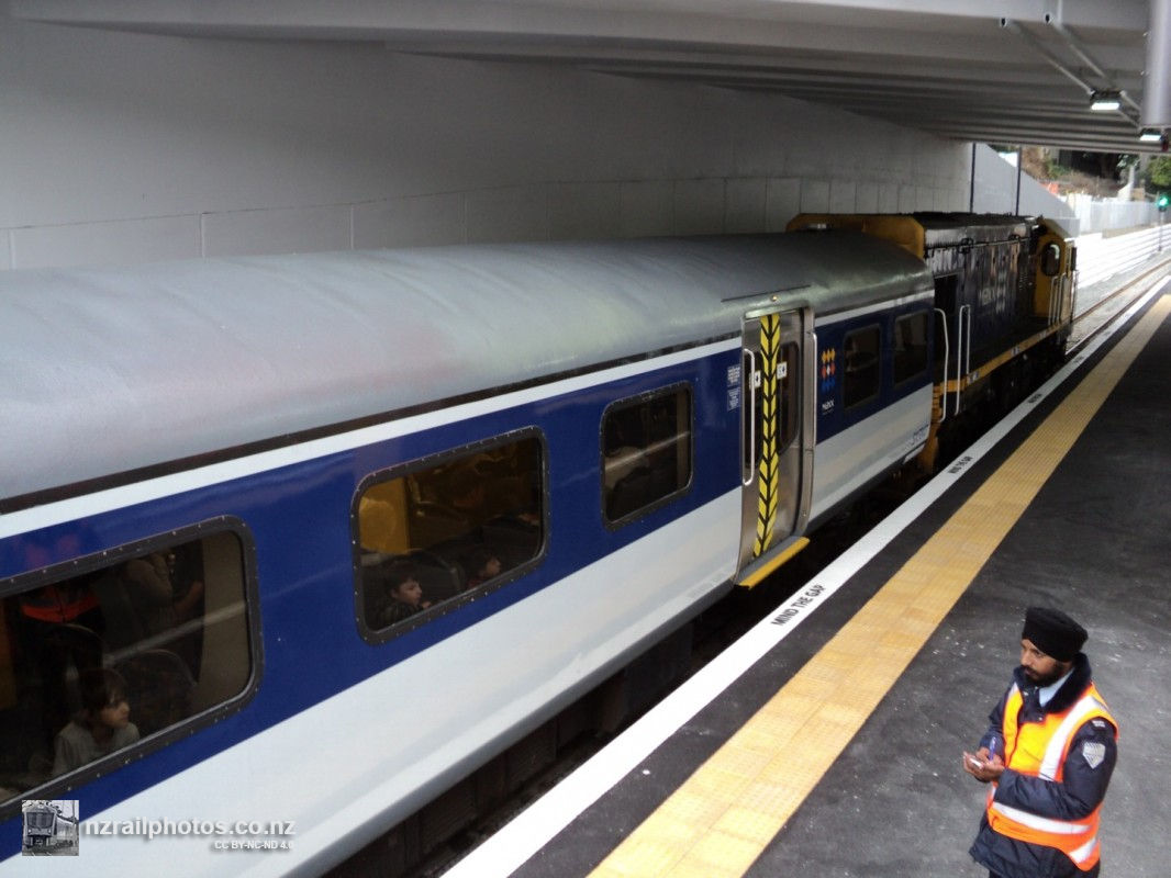 Photos New Grafton Station and Out West nzrailphotos.co.nz