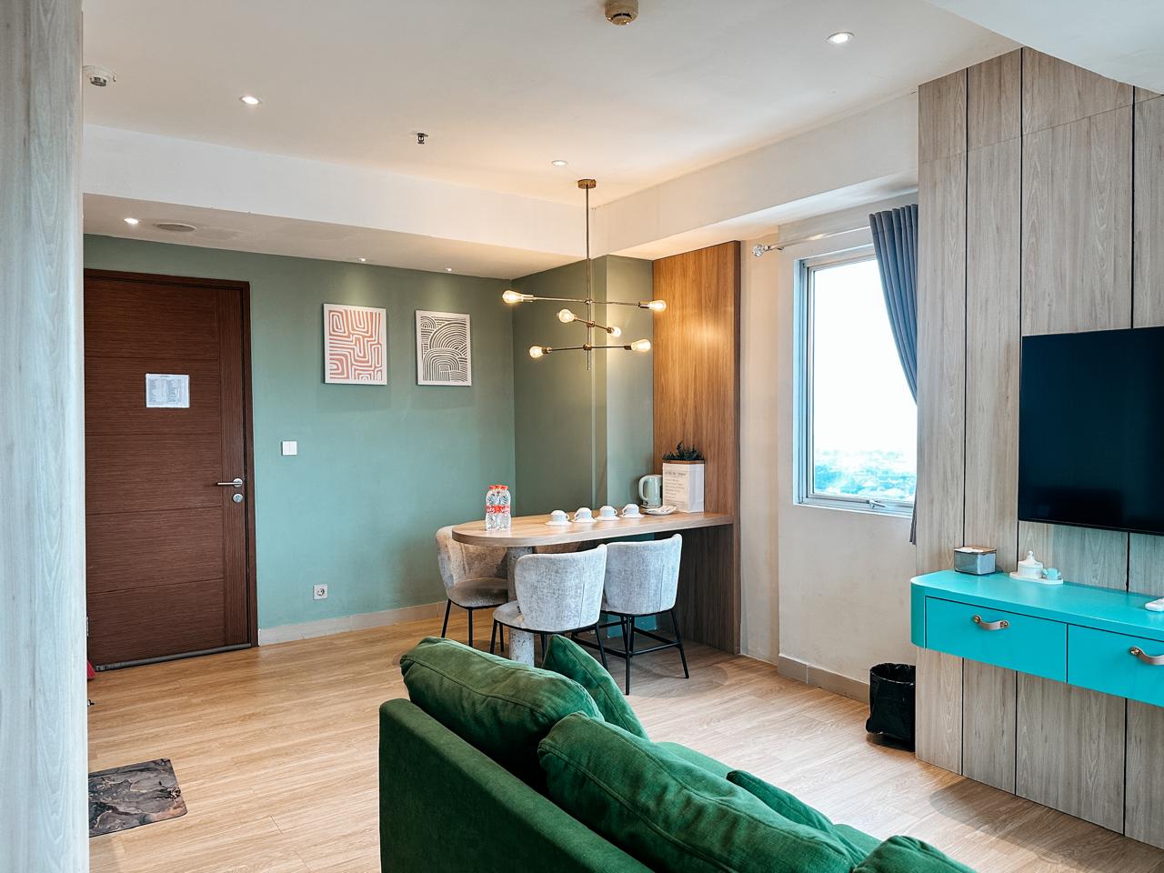 Lantai 18 Sudirman Suites
