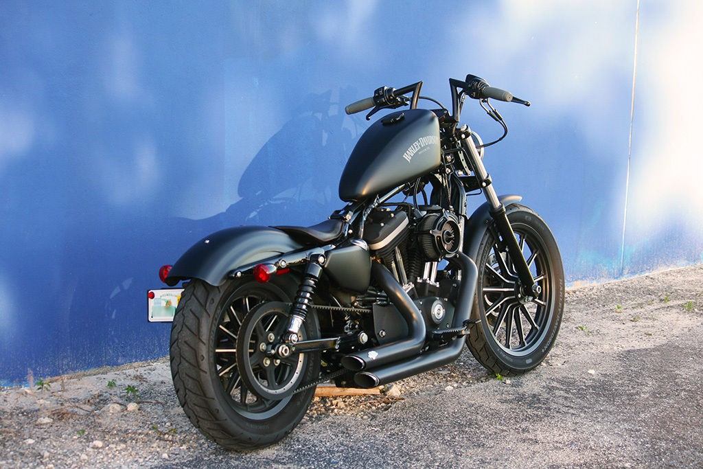 Harley Davidson Sportster 883 боббер