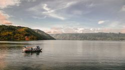 Jalan-jalan ke Salatiga 2025: Tempat Hits yang Bikin Hero Mobile Legends Laper Mata dan Laper Perut!