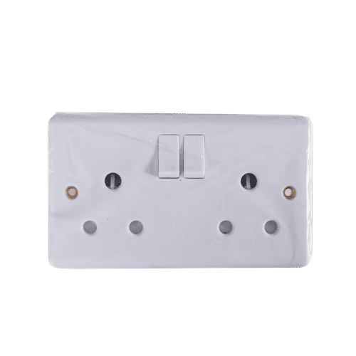 KENGO CURVE WHITE 2 GANG 15a SOCKET OUTLET 