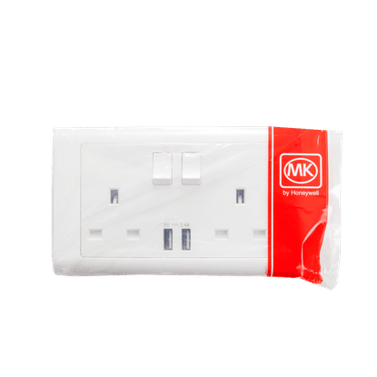 MK 2G FLUSH DOUBLE SOCKET 13a OUTLET WITH USB