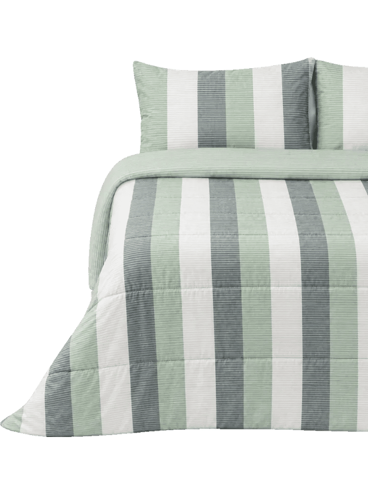 Three Quarter Bed Comforter (1)