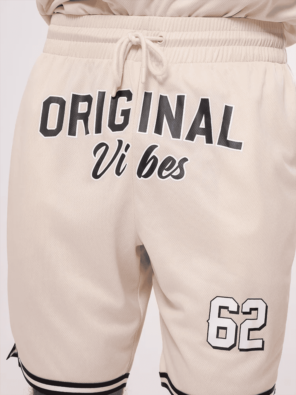 Sporty Graphic Print Shorts (1)