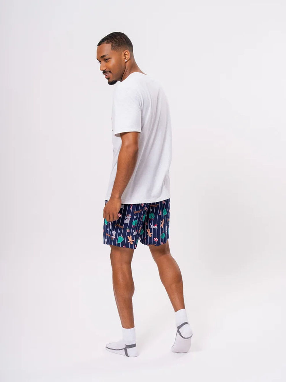 Festive Graphic Pyjama Set (4)