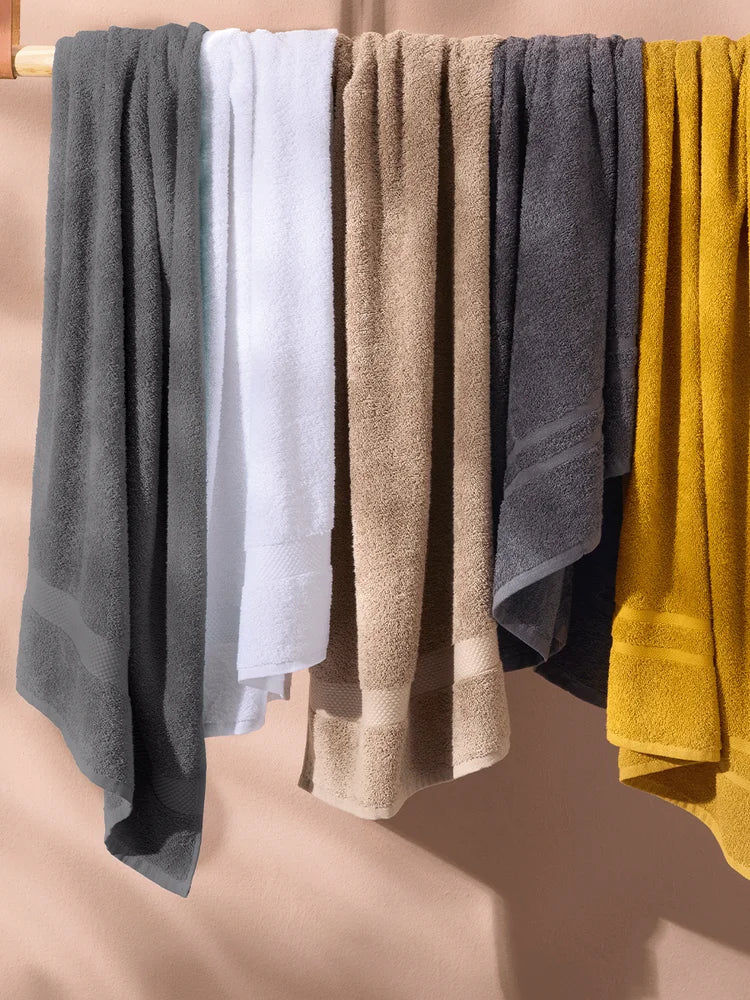 Charcoal Entry Bath Towel