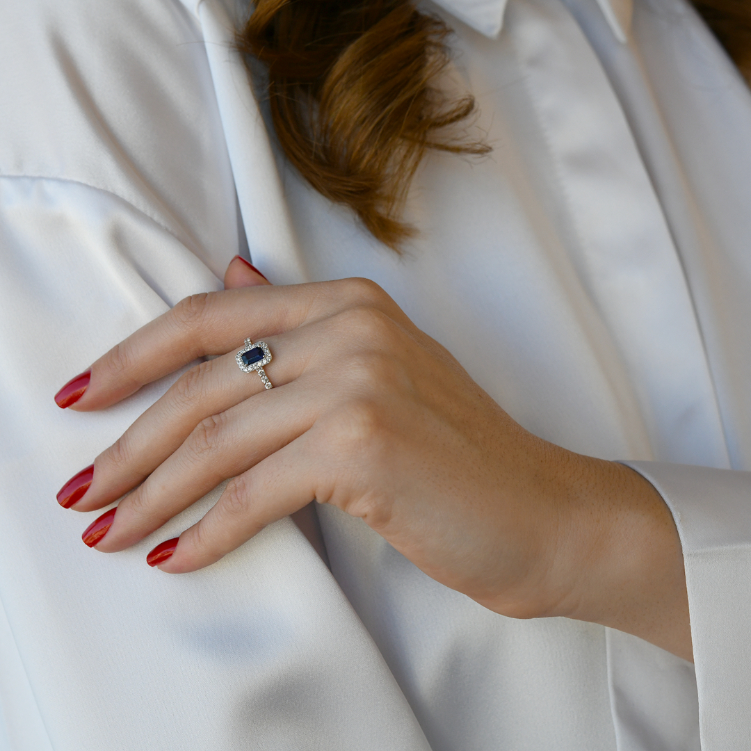 inel din aur alb de 18K cu Safir albastru și Diamante naturale  2