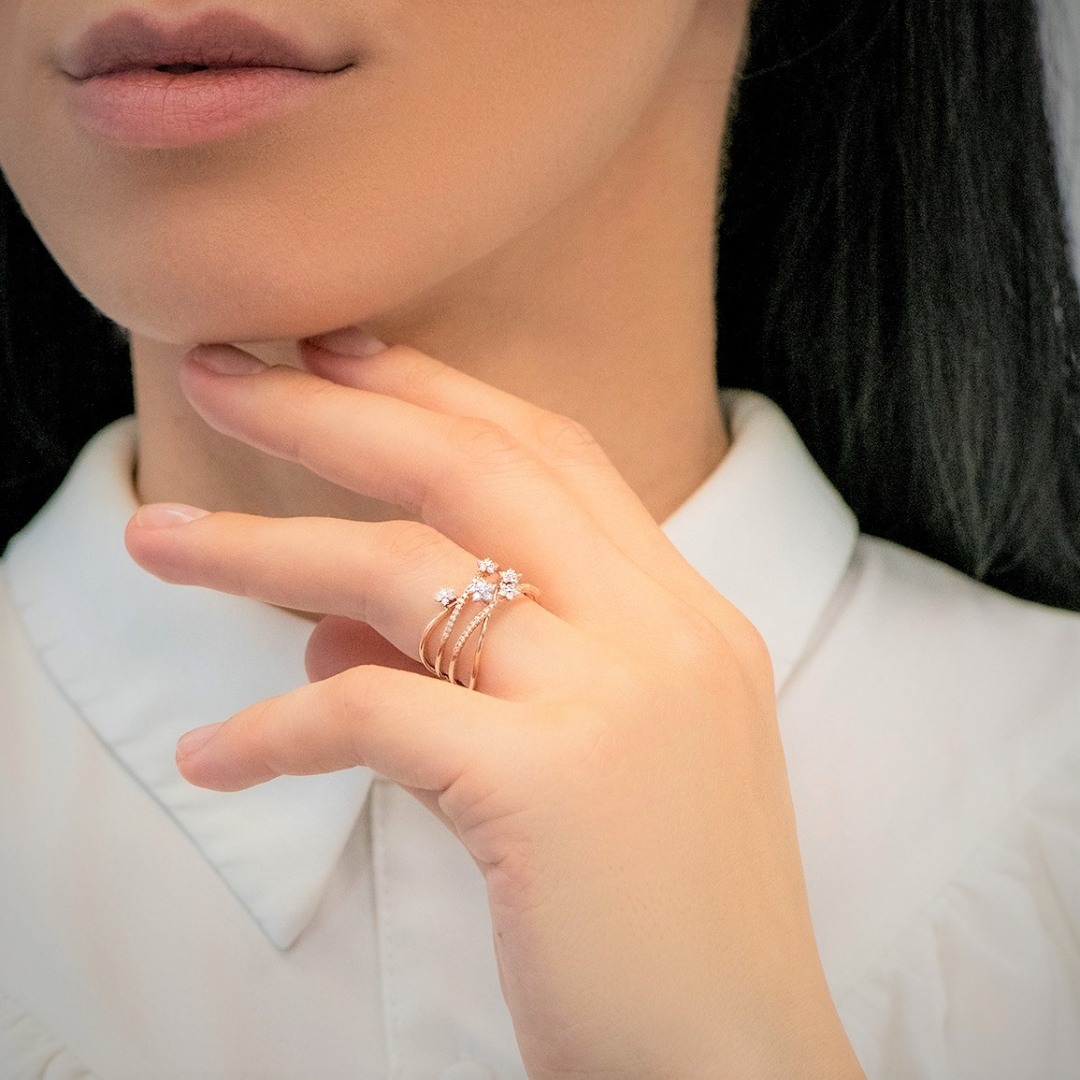 inel din aur roz de 18K cu Diamante Round Brilliant  2