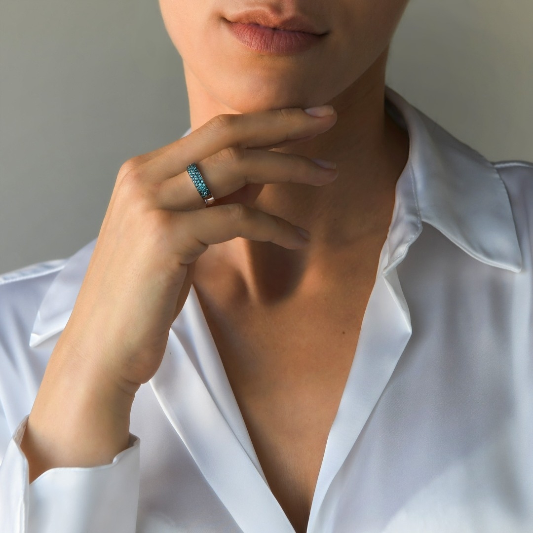 inel din aur alb de 18K cu Diamante Ice Blue naturale  2