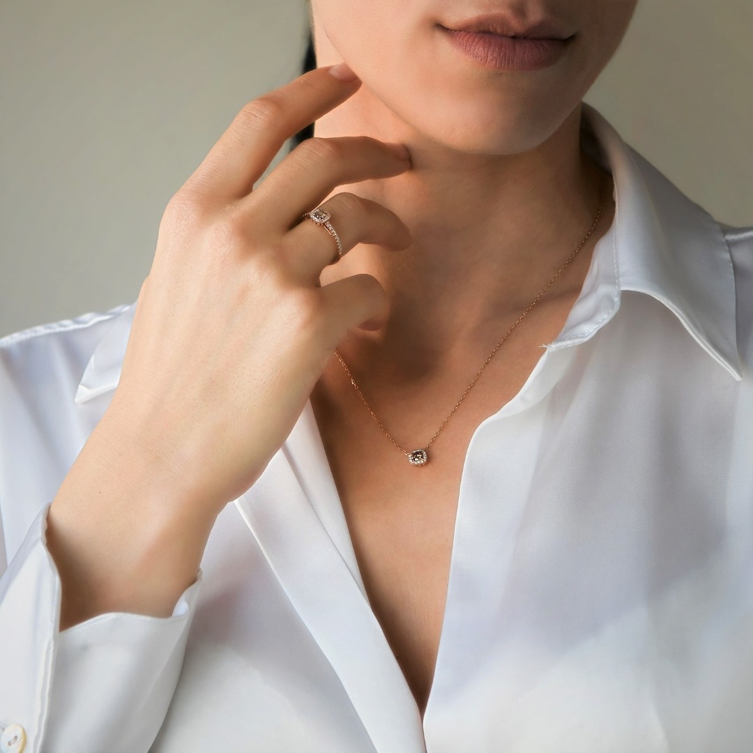 inel din aur roz de 18K cu Diamant maro de 0.23ct.  2