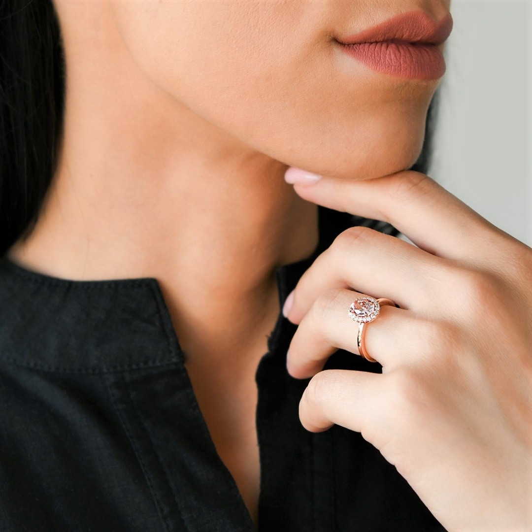 inel din aur roz de 18K, cu Diamante și piatră Morganit  2