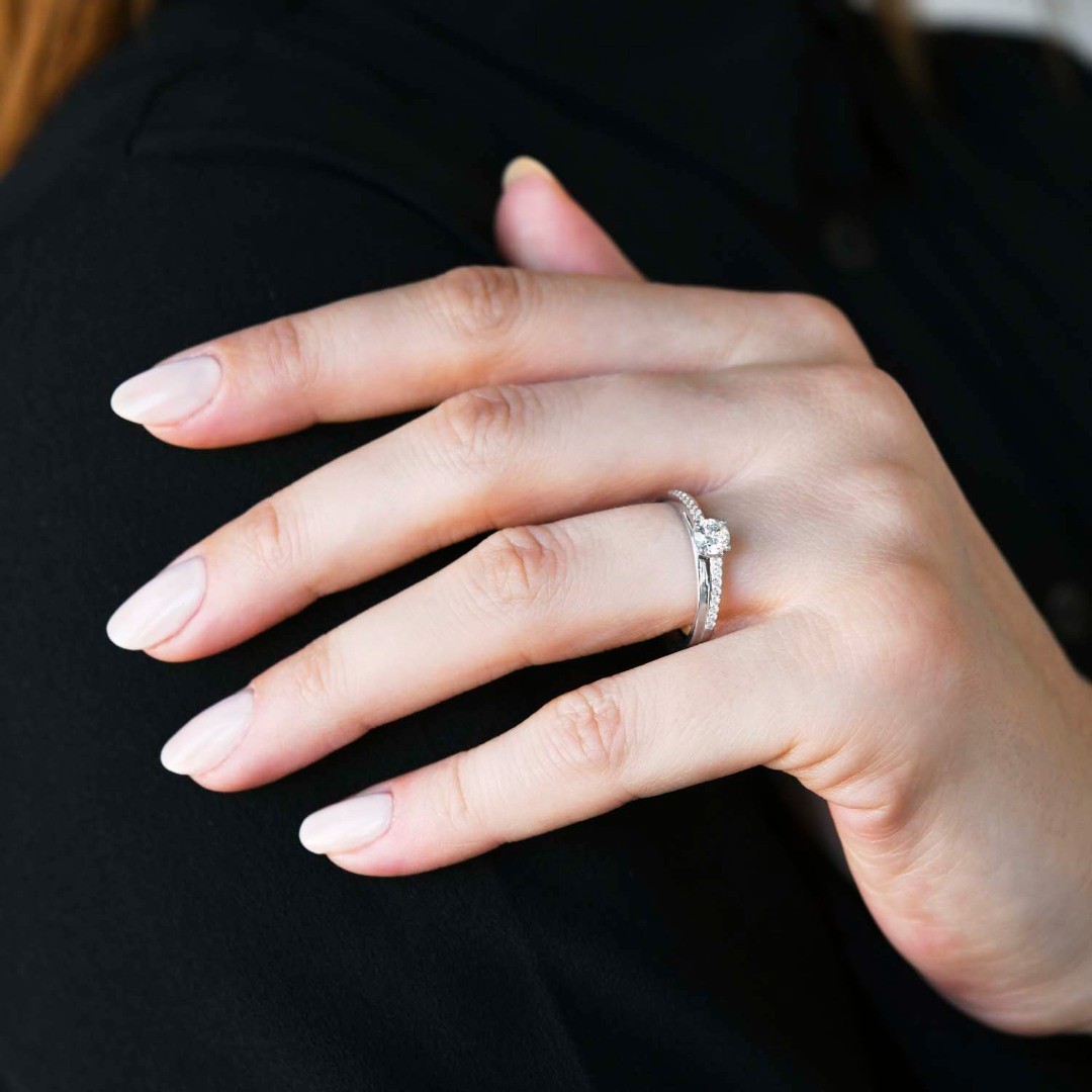 inel din aur alb de 14K cu Diamante naturale  3