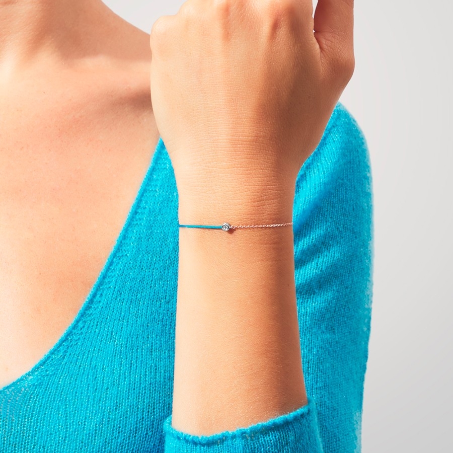 brățară din aur galben de 18K cu Diamant natural și șnur albastru  3