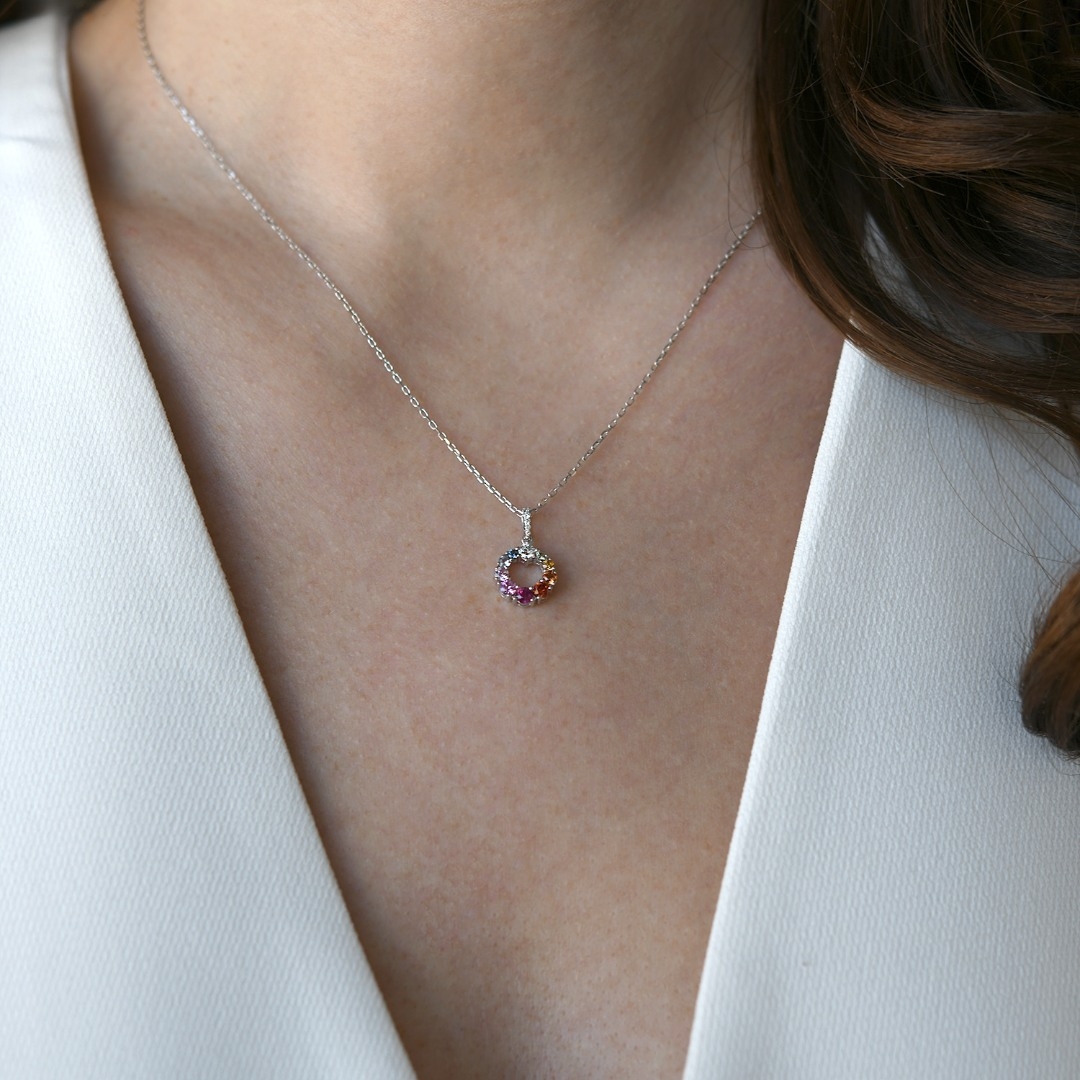 lanț din aur alb de 18K și pandantiv cu Rubin și Diamante Fancy naturale  2