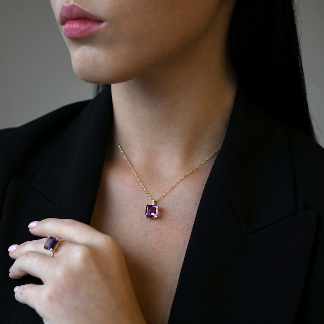 lanț din aur galben de 18K și pandantiv cu Ametist și Diamante naturale  2