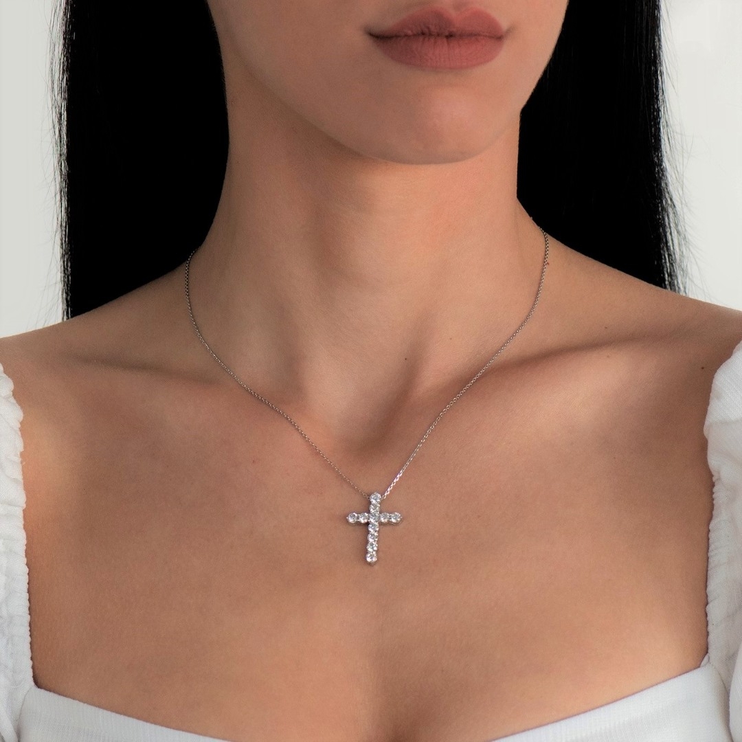 lanț din aur alb de 18K și pandantiv cu Diamante naturale  3