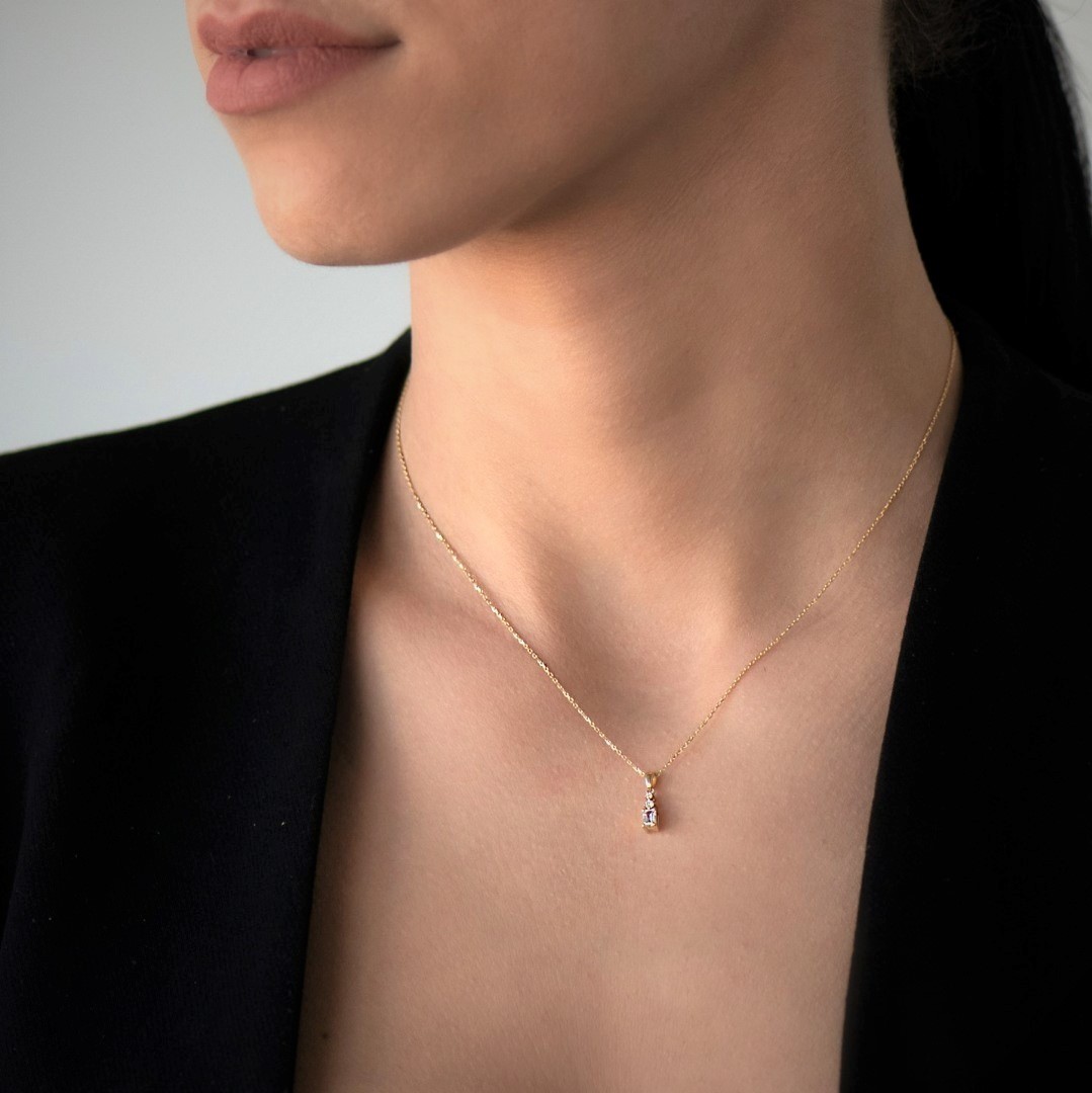 lanț din aur galben de 18K și pandantiv cu Diamante  2