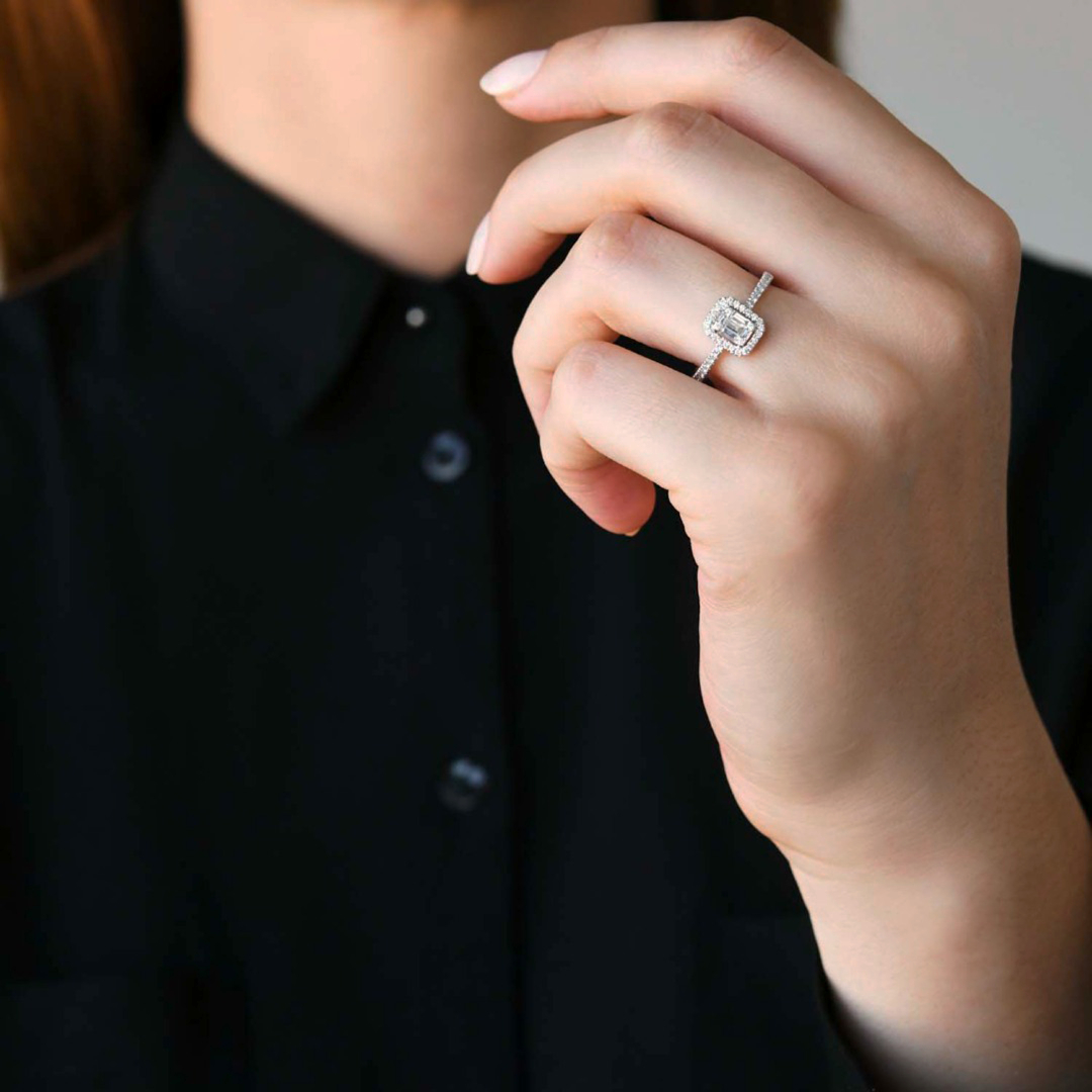 inel din aur alb de 18K cu Diamante naturale  2