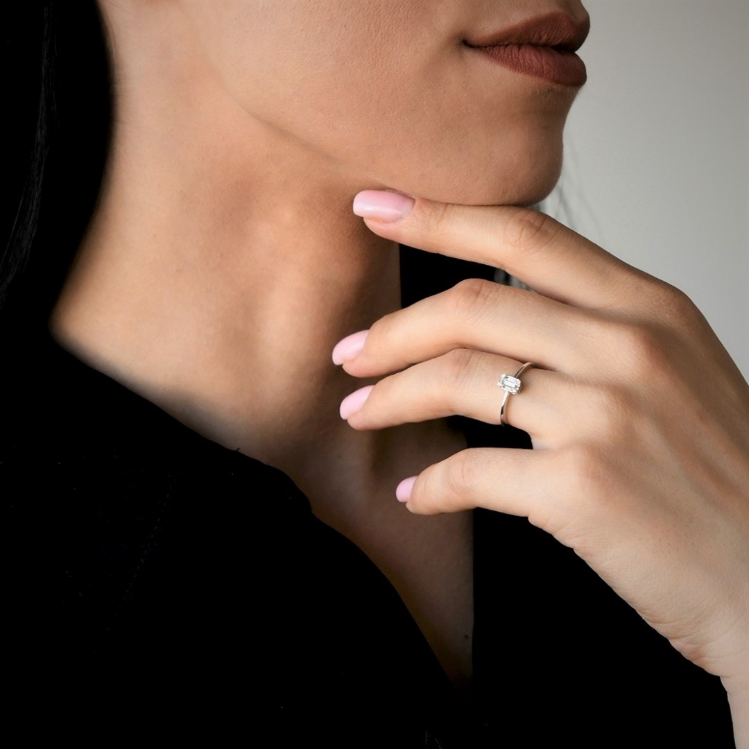 inel din aur alb de 18K cu Diamante naturale  2