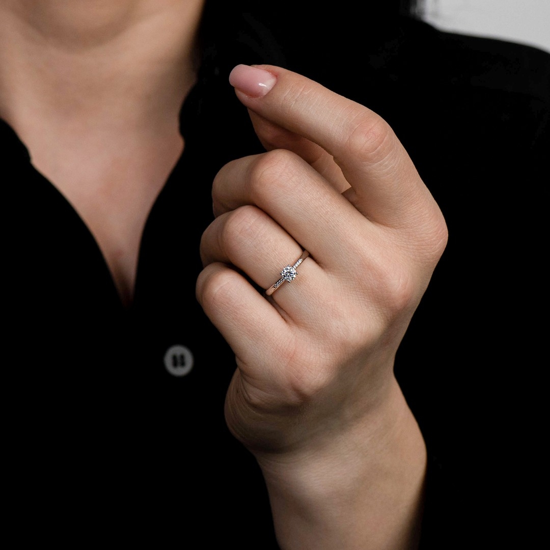 inel din aur alb de 18K cu Diamant GIA de 0.36ct.  2