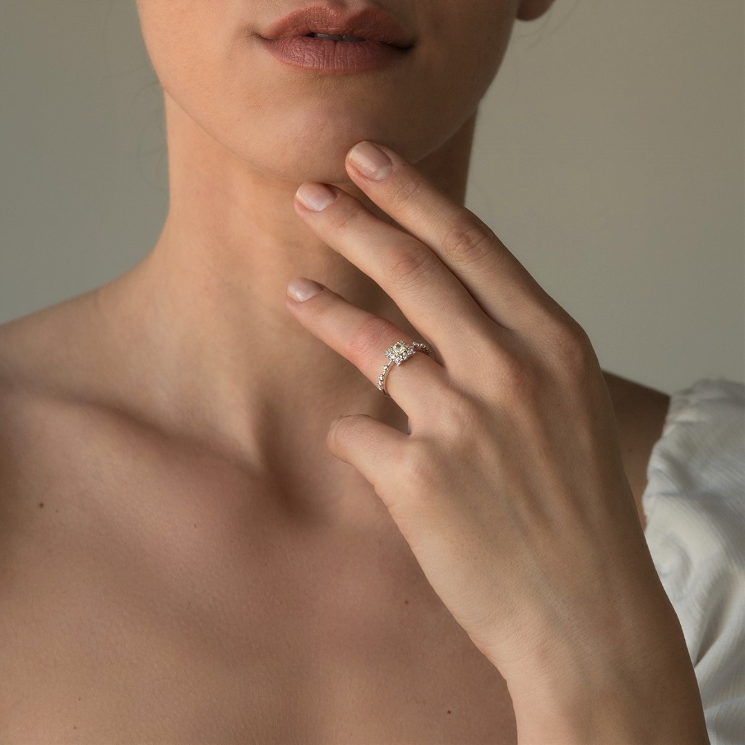 inel din aur alb de 18K cu Diamante naturale  2