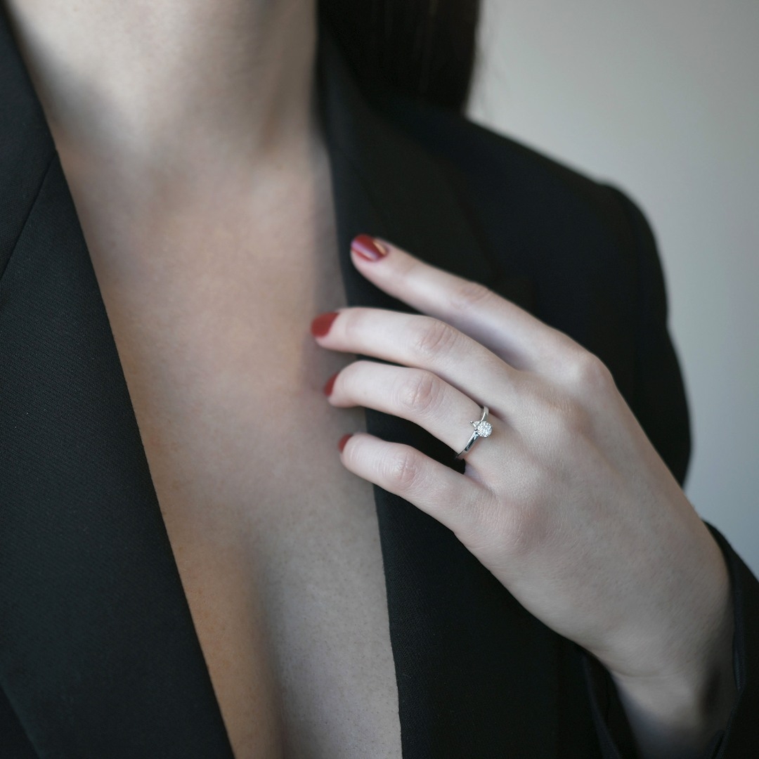 inel din aur alb de 18K cu Diamante naturale  2