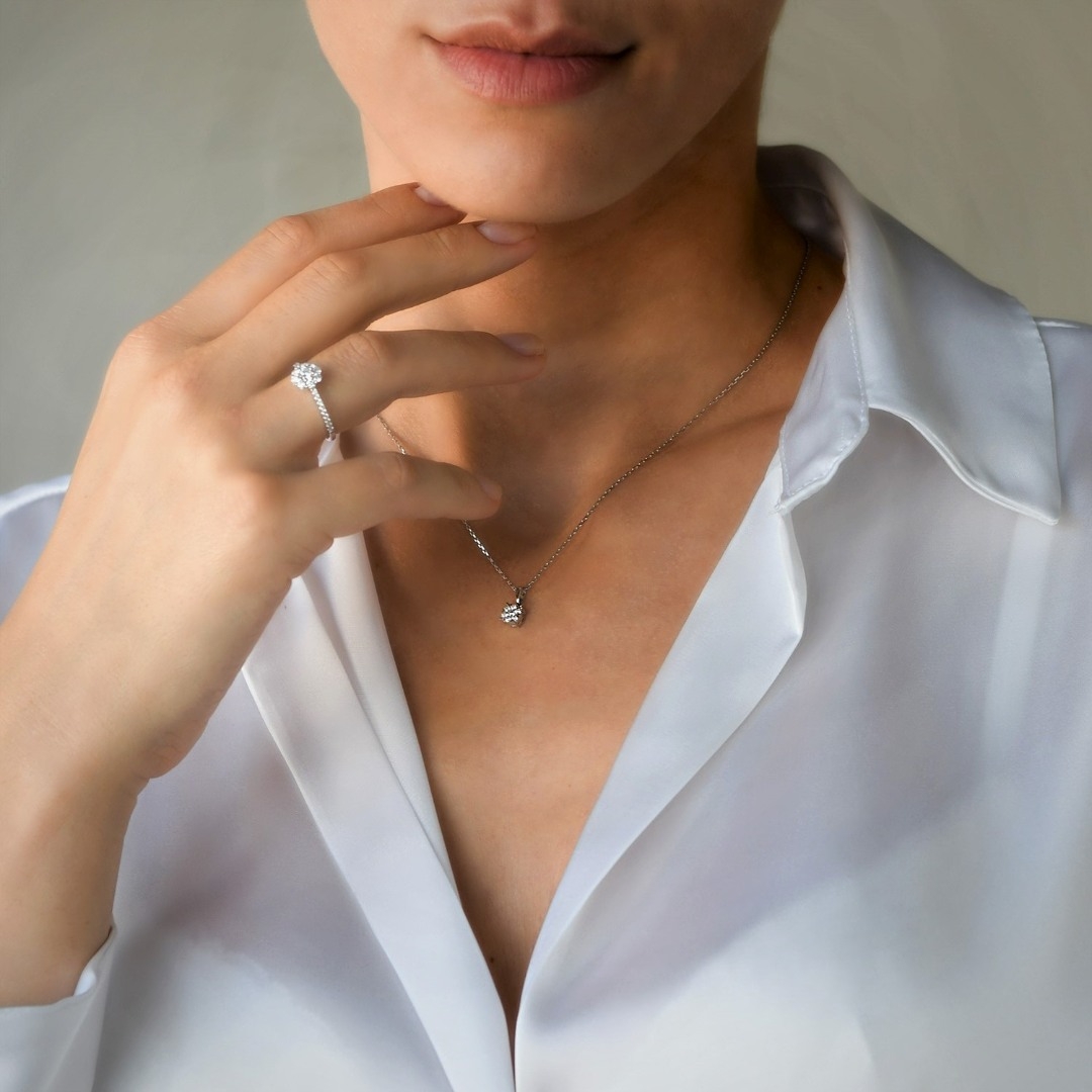 inel din aur alb de 18K cu Diamante naturale  2