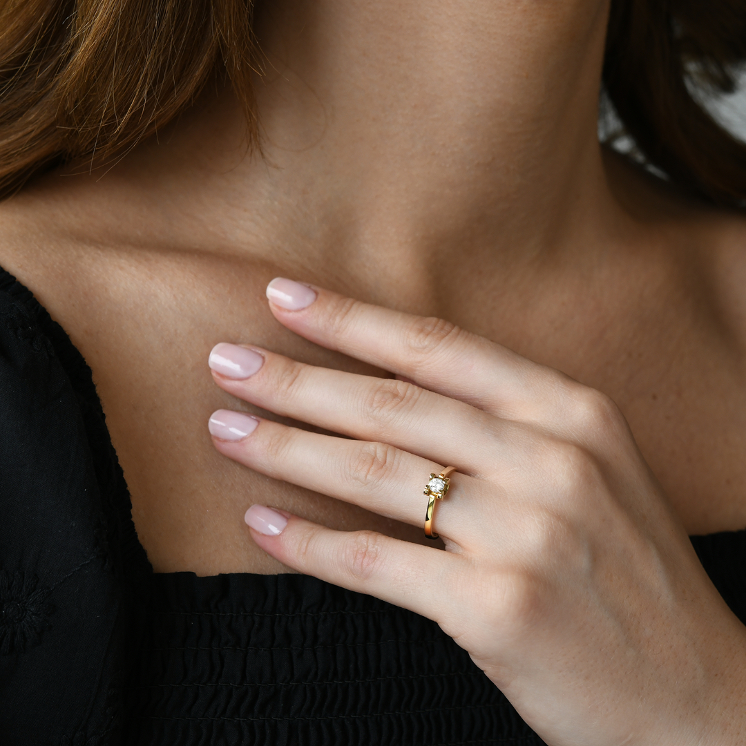 inel de logodnă din aur galben de 18K cu Diamant natural  2